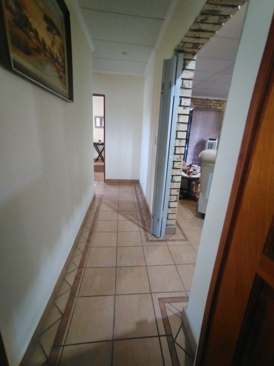 4 Bedroom Property for Sale in Christiana North West